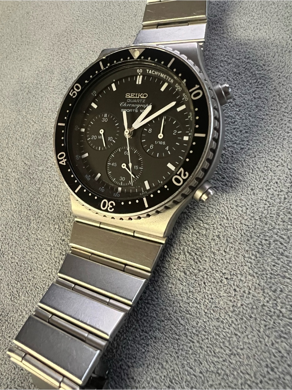 Vintage Oct 1983 Seiko 7A28-7049 Chronograph Quartz Sports 100 Watch - Serviced